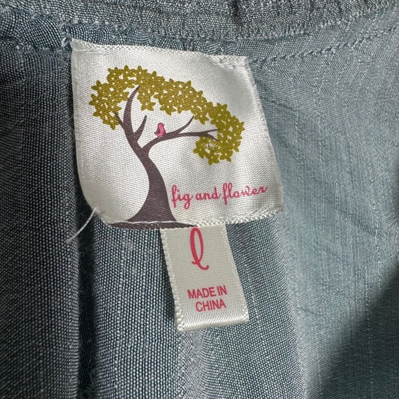 Fig and Flower Anthro Embroidered Blouse Bell Sleeve Boho Blue Gray Top Large L - Picture 4 of 8